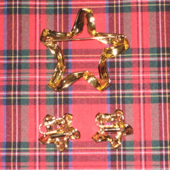 Vintage Unworn by Premier Designs Set Gold Abstract Star Shaped Pin & Earrings - Picture 2 of 8